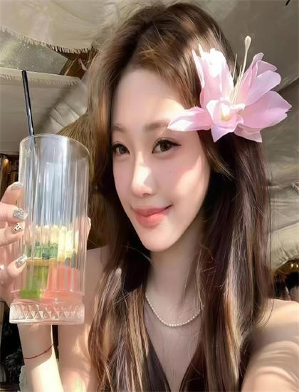 和莎莫的500天电影-老八吃屎的视频